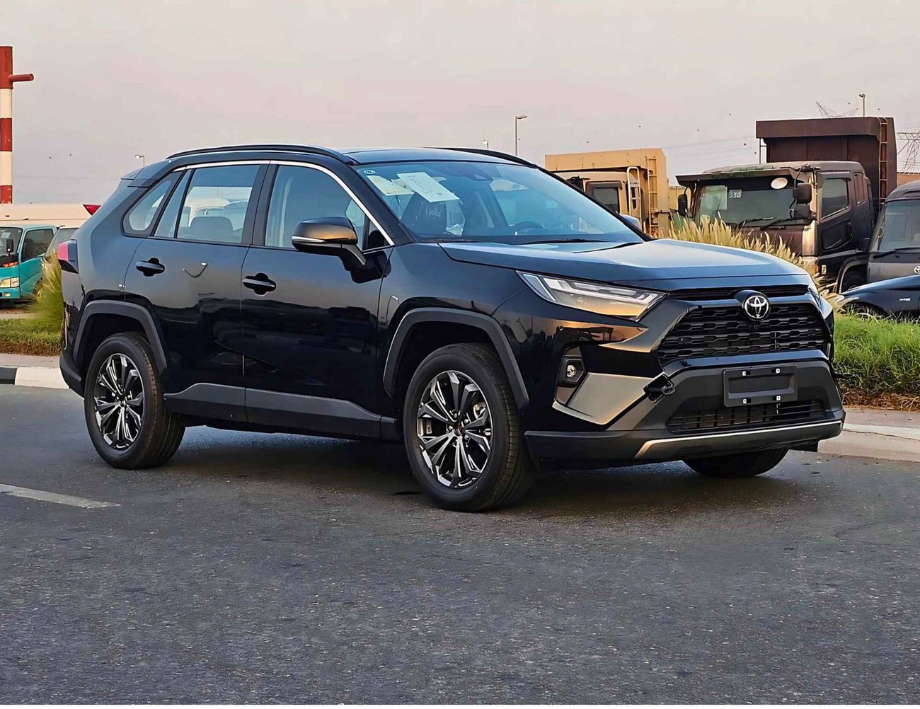 تويوتا راف ٤ STYLE PLUS /  2.0L Petrol / Driver Power Seat With Panoramic Roof / Chines Specs (CODE # 68056)