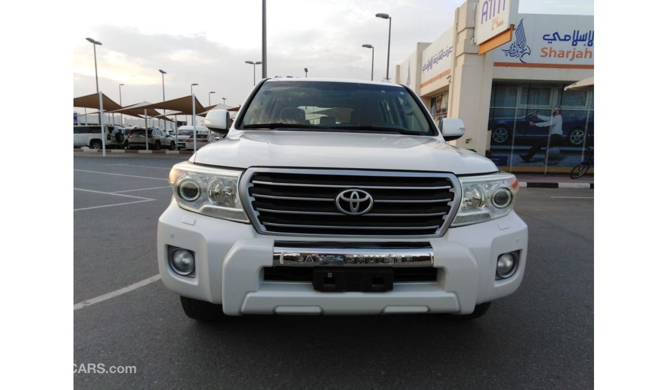 Toyota Land Cruiser GXR v6 2013 full automatic