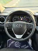 تويوتا راف ٤ XLE sunroof, leather seats Full Option