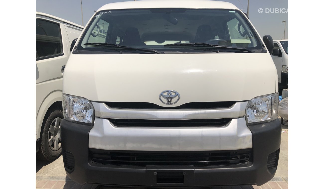 تويوتا هاياس Toyota Hiace midroof 15 seater,model:2015. free of accident