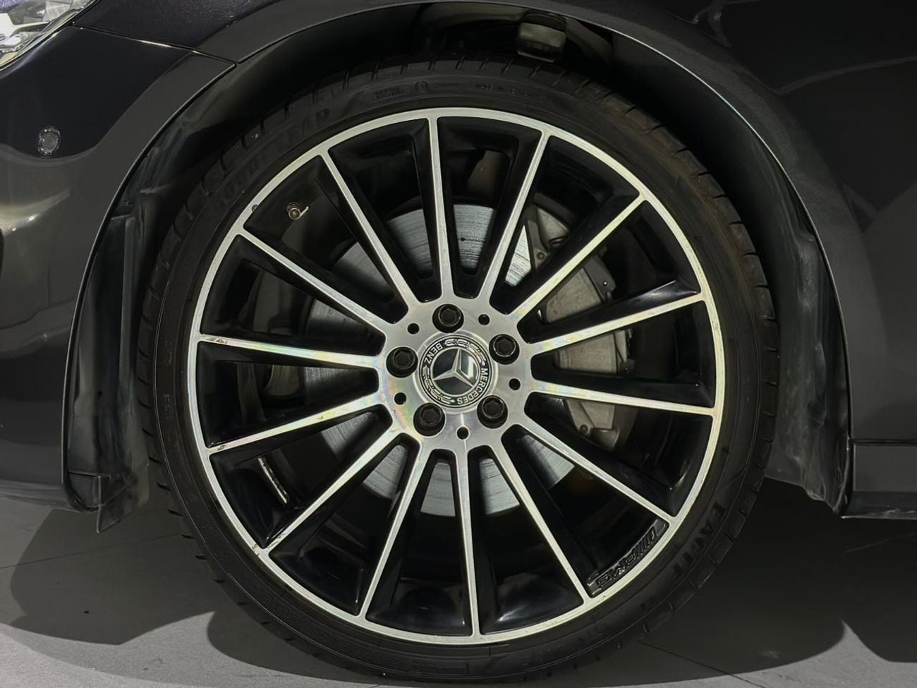 مرسيدس بنز E300 3.0L