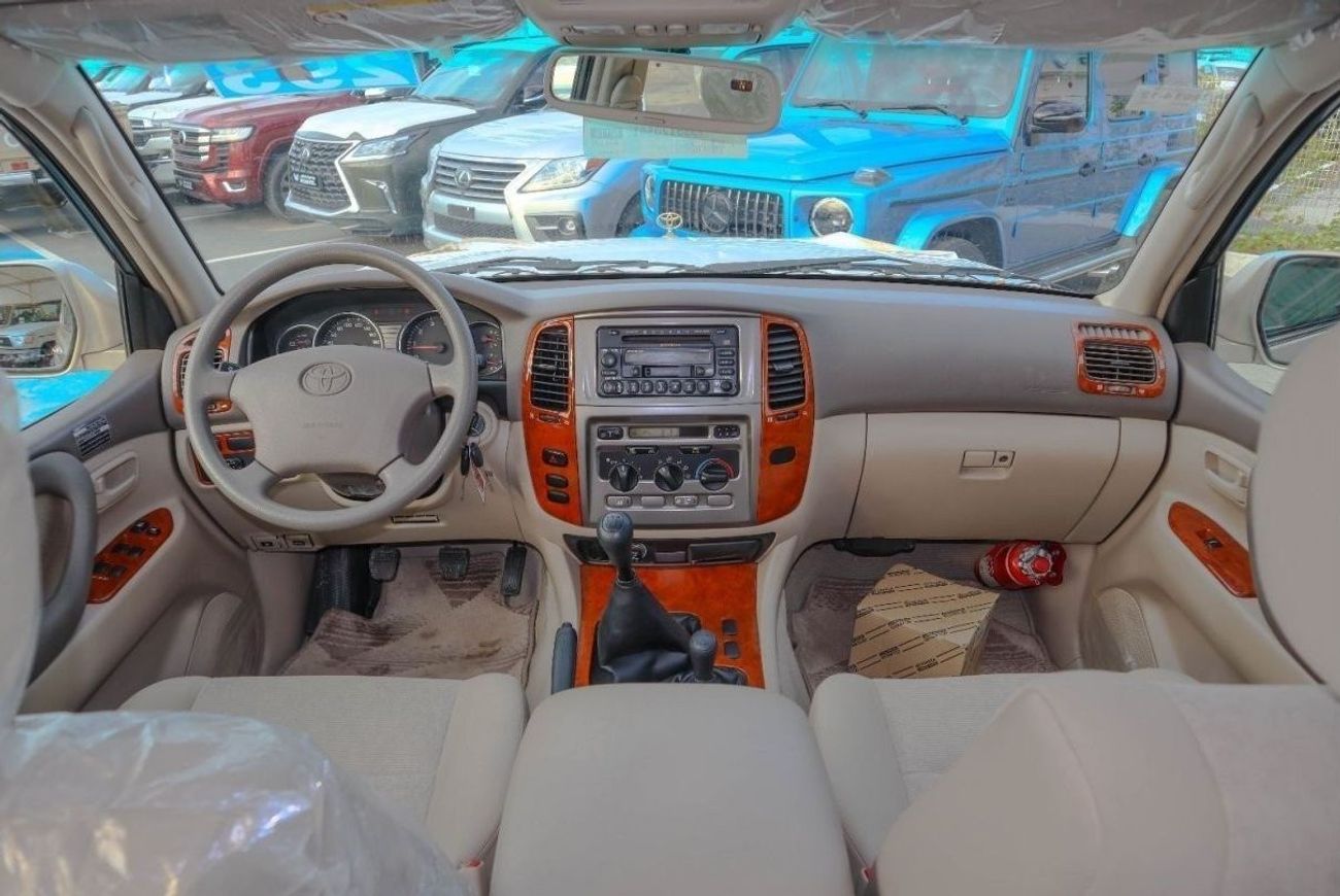 تويوتا لاند كروزر TOYOTA LAND CRUISER GXR 2005 4.5L  MANUAL TRANSMISSION