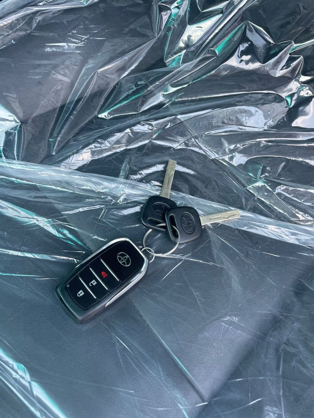 تويوتا هيلوكس SR5 FULL OPTION EXPORT FROM AUSTRALIA