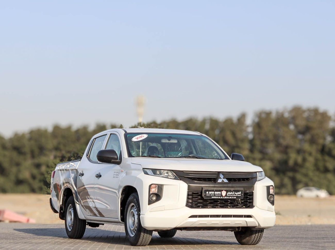 Mitsubishi L200 GL 2.4L (128 HP) Double Cab Utility Mitsubishi L200 2.4 L RWD 2020 GCC accident-free in excellent co