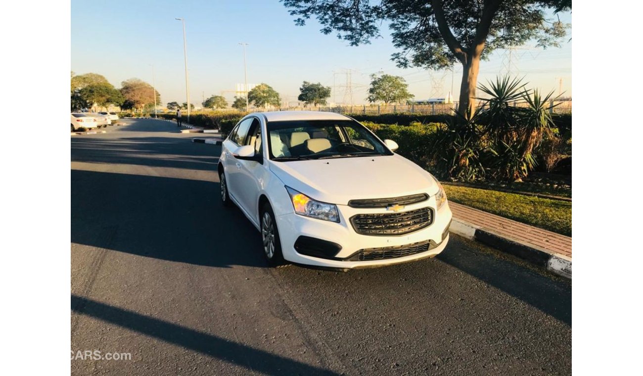 شيفروليه كروز CHEVROLET CRUZE 1.8 L GCC //2017// GOOD CONDITION // FULL SERVICE HISTORY // LOW MILEAGE // SPECIAL 