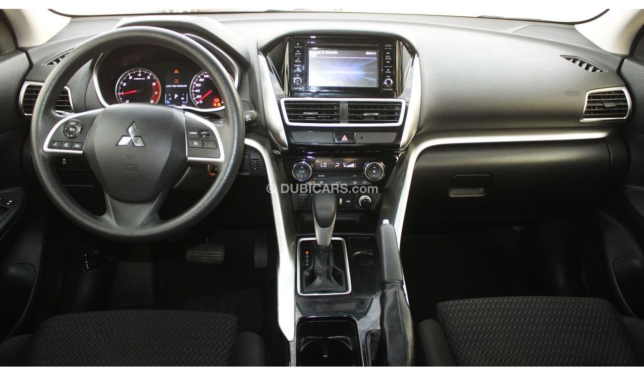 Mitsubishi Eclipse Cross GLS Mid Mitsubishi Eclipse Cross 2019 GCC, in excellent condition