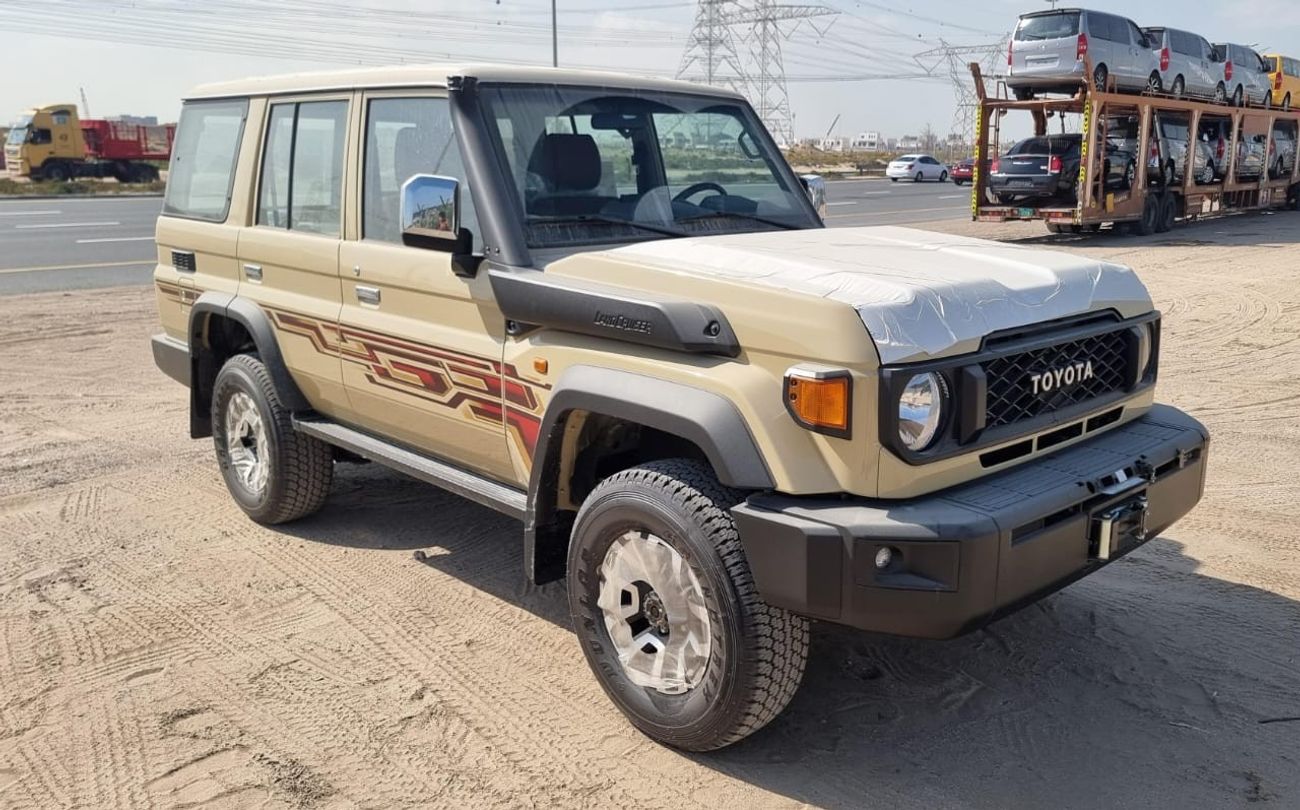 Toyota Land Cruiser 70 LX76 V6 4.0L PETROL A/T FULL OPTION 2024YM