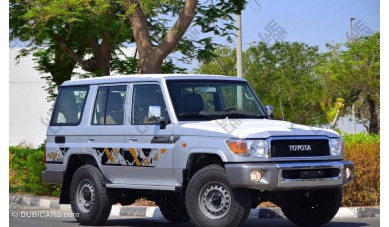 Toyota Land Cruiser Hard Top LX 76 ( ONLY FOR EXPORT )