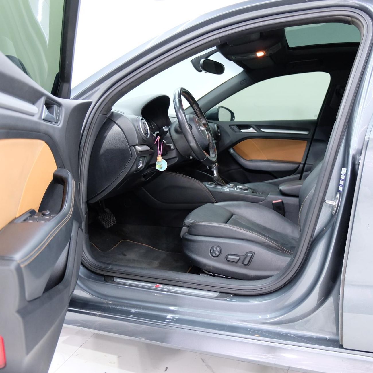 أودي A3 40 TFSI S-لاين