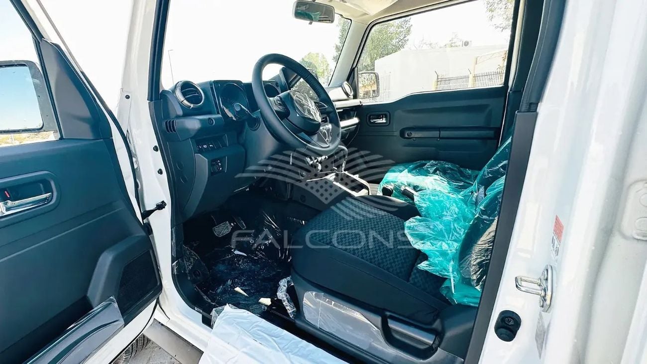 سوزوكي جيمني SUZUKI Jimny 1.5L 4WD GLX 5Dr 4AT