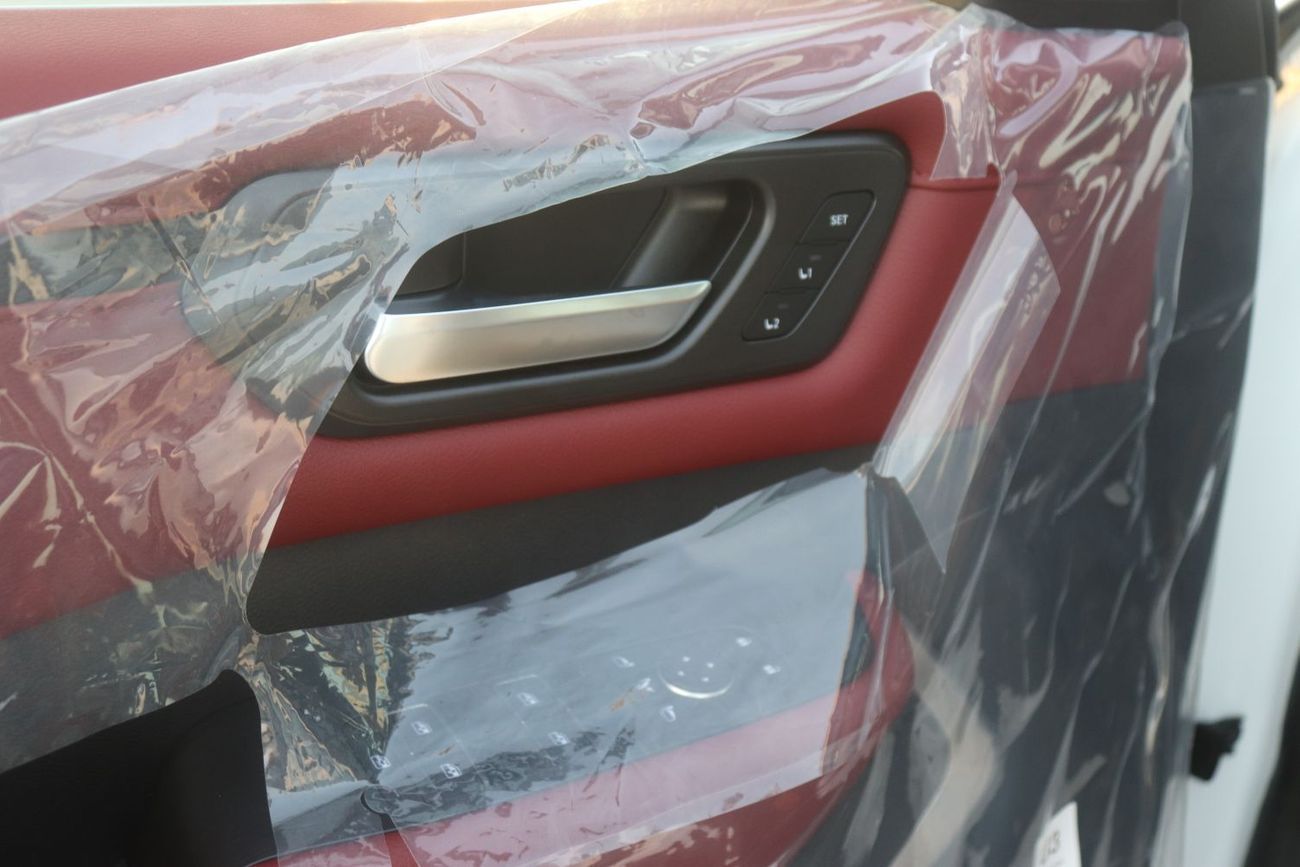 Nissan Patrol LE Platinum City 3.5L LE Platinum 3.5L, Leather Seat , Panoramic Roof , Alloy Wheels , Model 2025