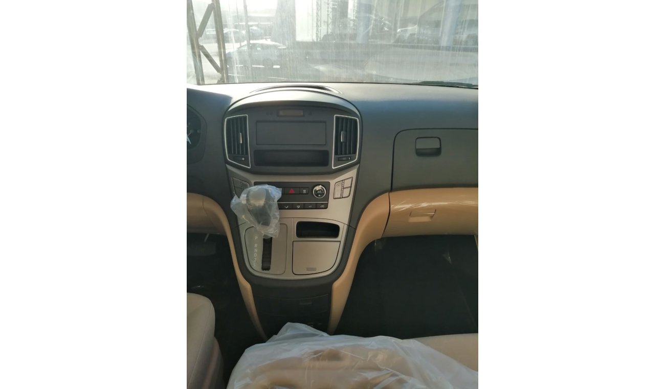 Hyundai H-1 2019 NINE SEATER