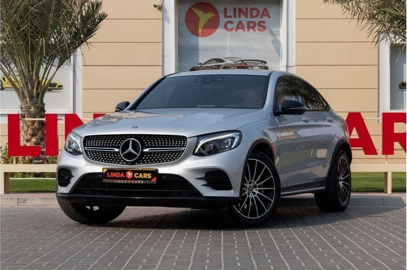 مرسيدس بنز GLC 250 AMG 2.0L Mercedes-Benz GLC250 Coupe AMG Night Package 2019 GCC under Warranty with Flexible Down-Pay
