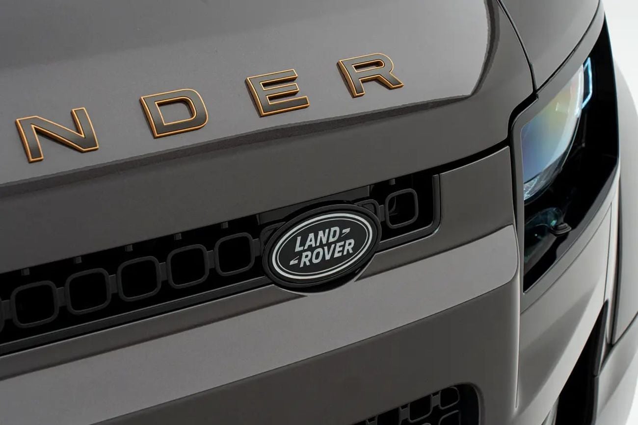 Land Rover Defender 110 Octa - European Specs