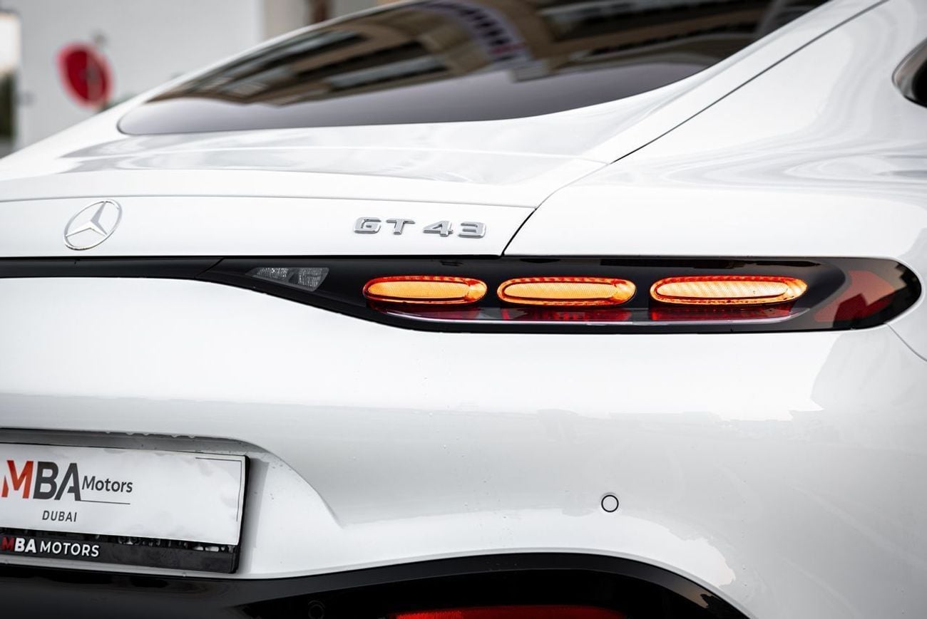 مرسيدس بنز AMG GT