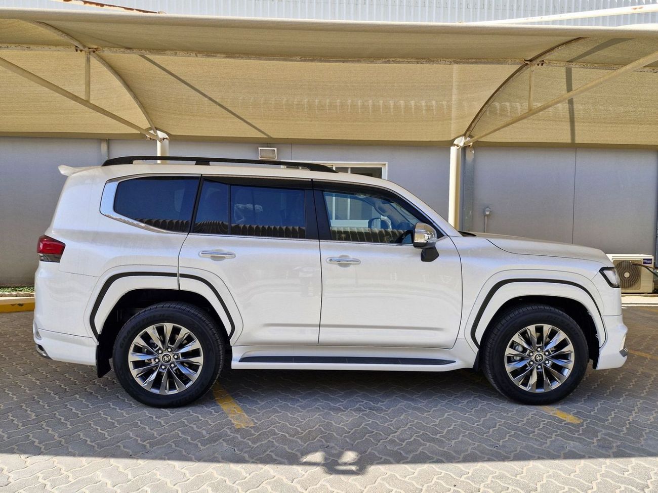 تويوتا لاند كروزر 2026 RHD LAND CRUISER ZX 300 3.5L PETROL BRAND NEW 0KM