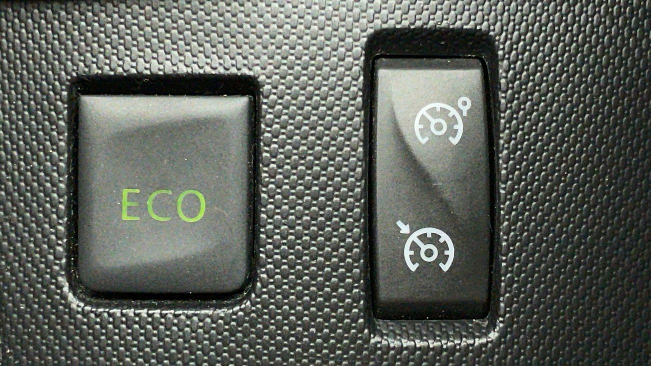 Renault Captur LE 1.2 | Zero Down Payment | Home Test Drive