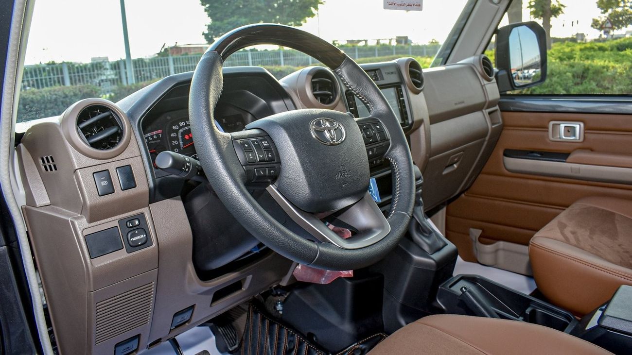 Toyota Land Cruiser 70 LX 4.0L V6 A/T