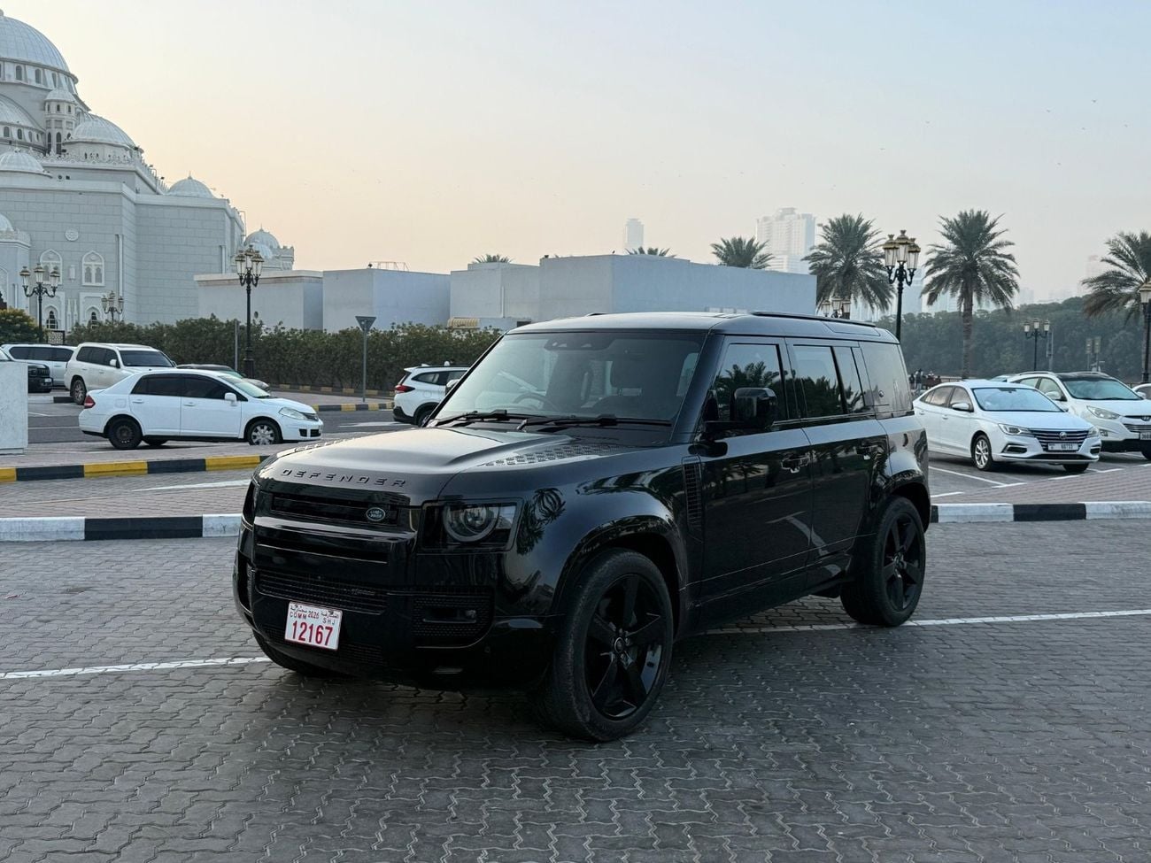 لاند روفر ديفندر 110 D300 X-Dynamic HSE Sport Right Hand Drive exported from Australia