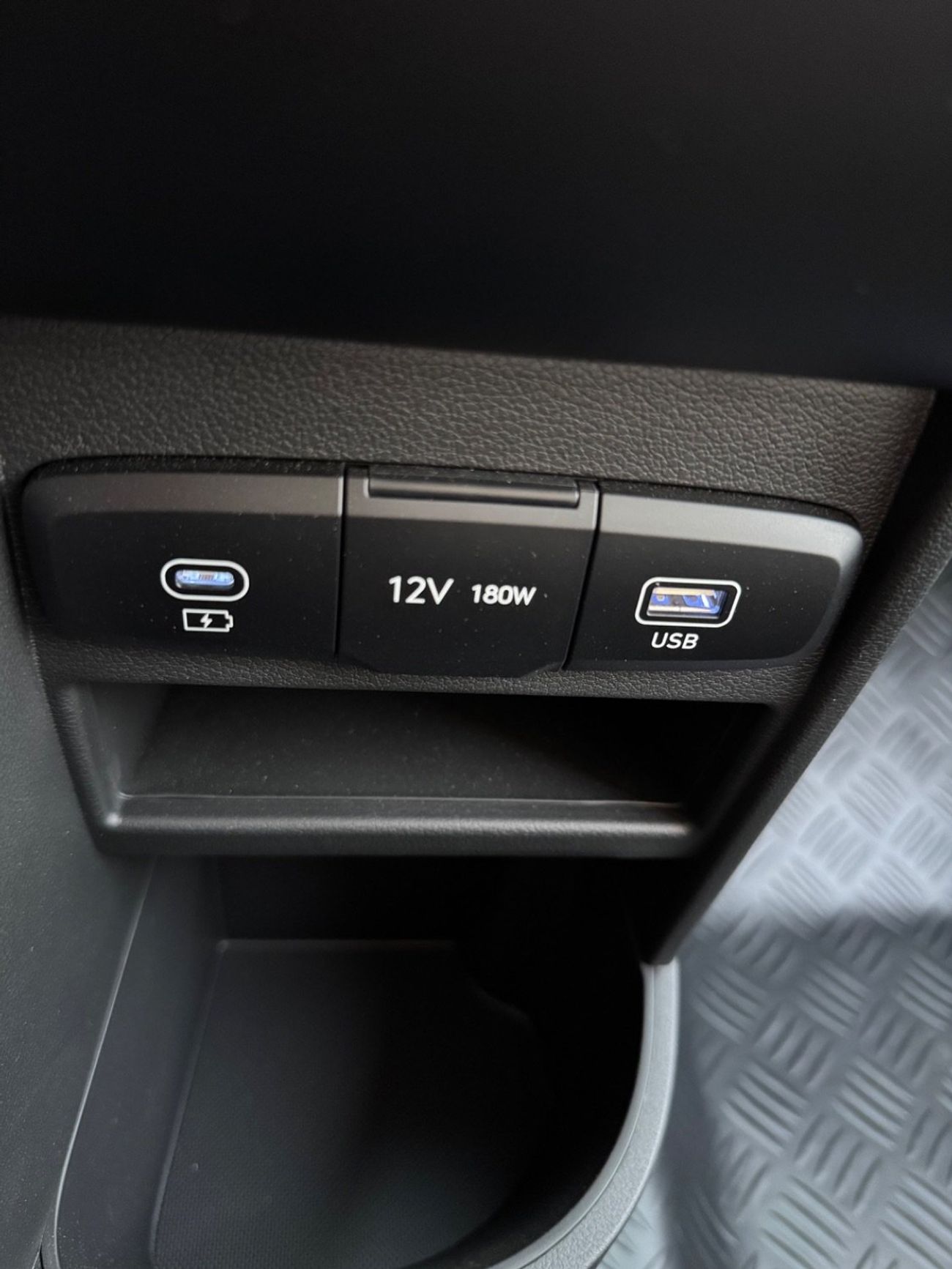 هيونداي ستاريا Staria Diesel Manual Euro 6