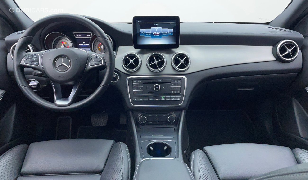 Mercedes-Benz GLA 250 GLA250 2000