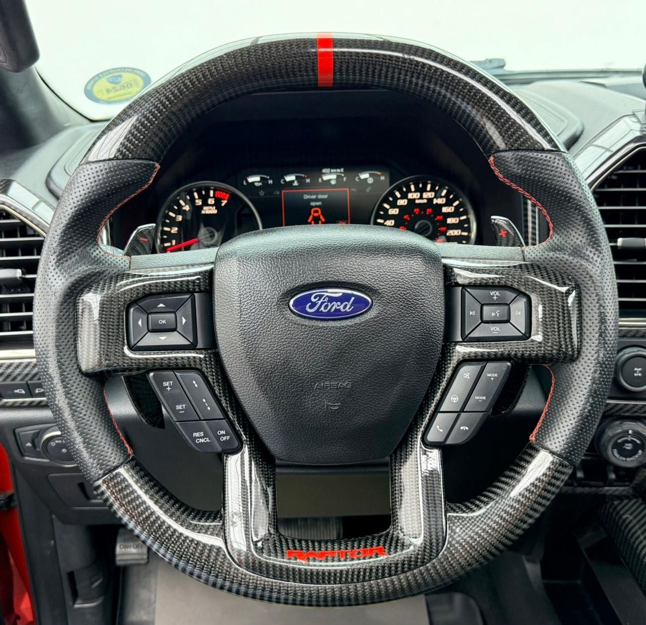 Ford F-150 2018 Ford F-150 Raptor, Full Service History, Carbon Fiber Interior, Excellent Condition, GCC