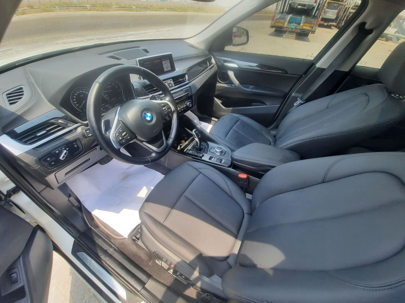 BMW X1 BMW X1 2022 FULL OPTION  low km