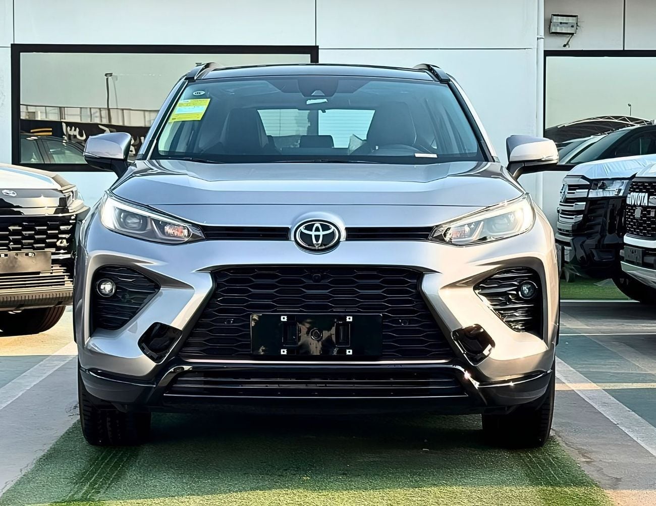 Toyota Wildlander LUXURY || 2.0L PETROL V4 || RADAR / PANORAMIC ROOF / 360*CAMERA (CODE#WLPL)