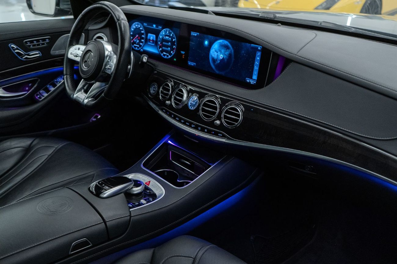 Mercedes-Benz S 63 AMG Std 4.0L (604 HP) 2018 Mercedes Benz S63 AMG 4MATIC, Warranty, Fully Loaded, Excellent Condition