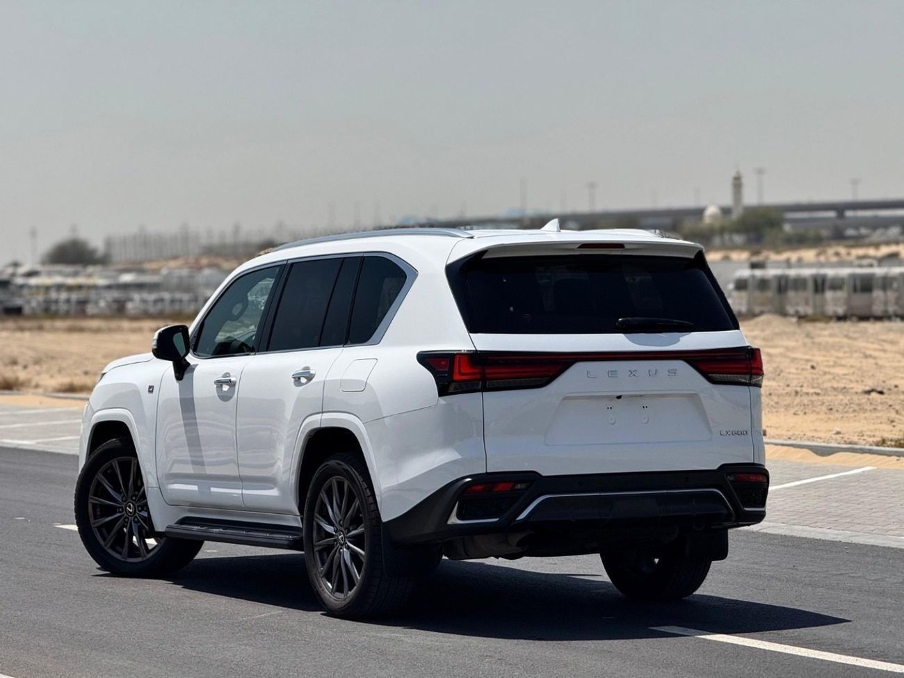 Lexus LX 600 F-Sport 3.5L