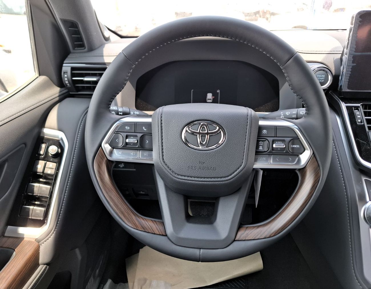 Toyota Land Cruiser GXR2 3.3L Landcruiser GXR 3.3L 2025 Black TT Diesel (Export Only)