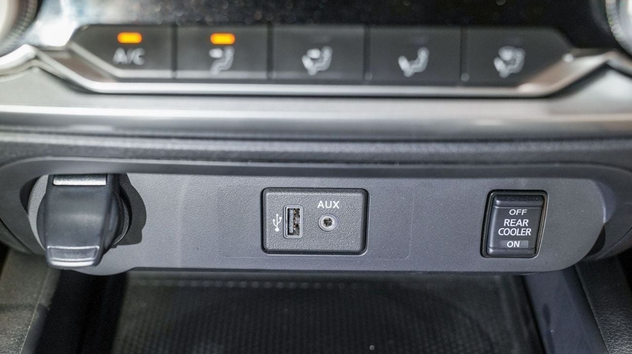 نيسان إكستيرا SE 2.5L RWD