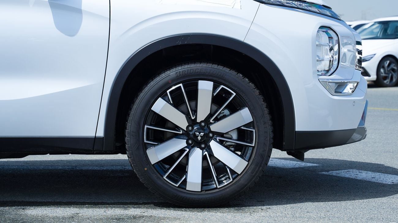 Mitsubishi Outlander Brand New 2026 Mitsubishi Outlander High Line (G06)  2.5L | 7-Seater SUV | GCC Specification | Expor