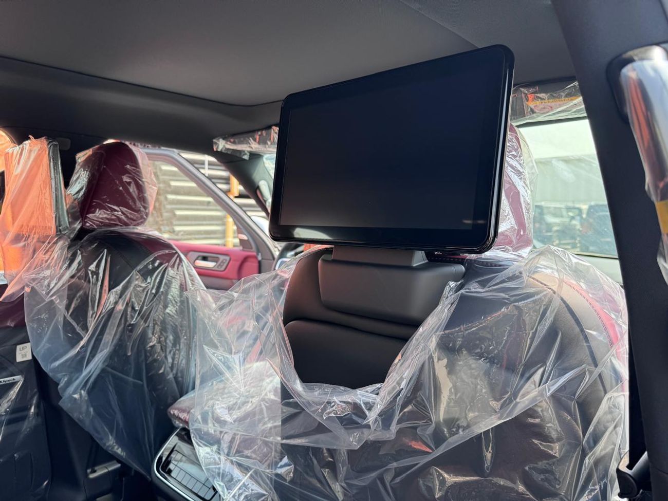 Nissan Patrol 3.5L LE Titanium_2026 _SILVER_BURGUNDY