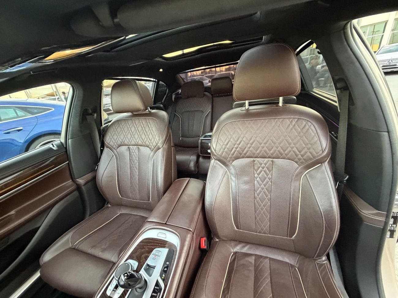 بي أم دبليو 740Li