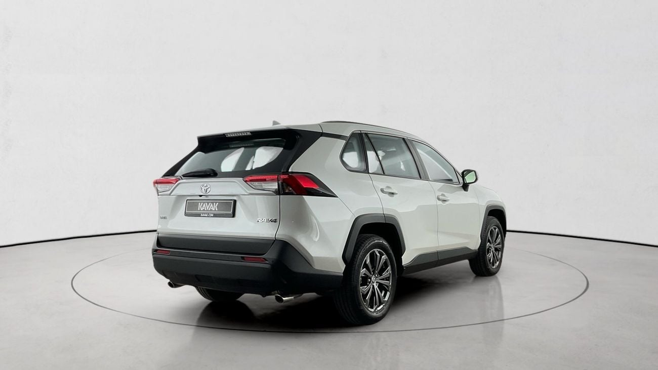 تويوتا راف ٤ 2.5 VX AUTO | شامل الضمان | 0 ﺪﻔﻋﺓ ﺃﻮﻟﻯ