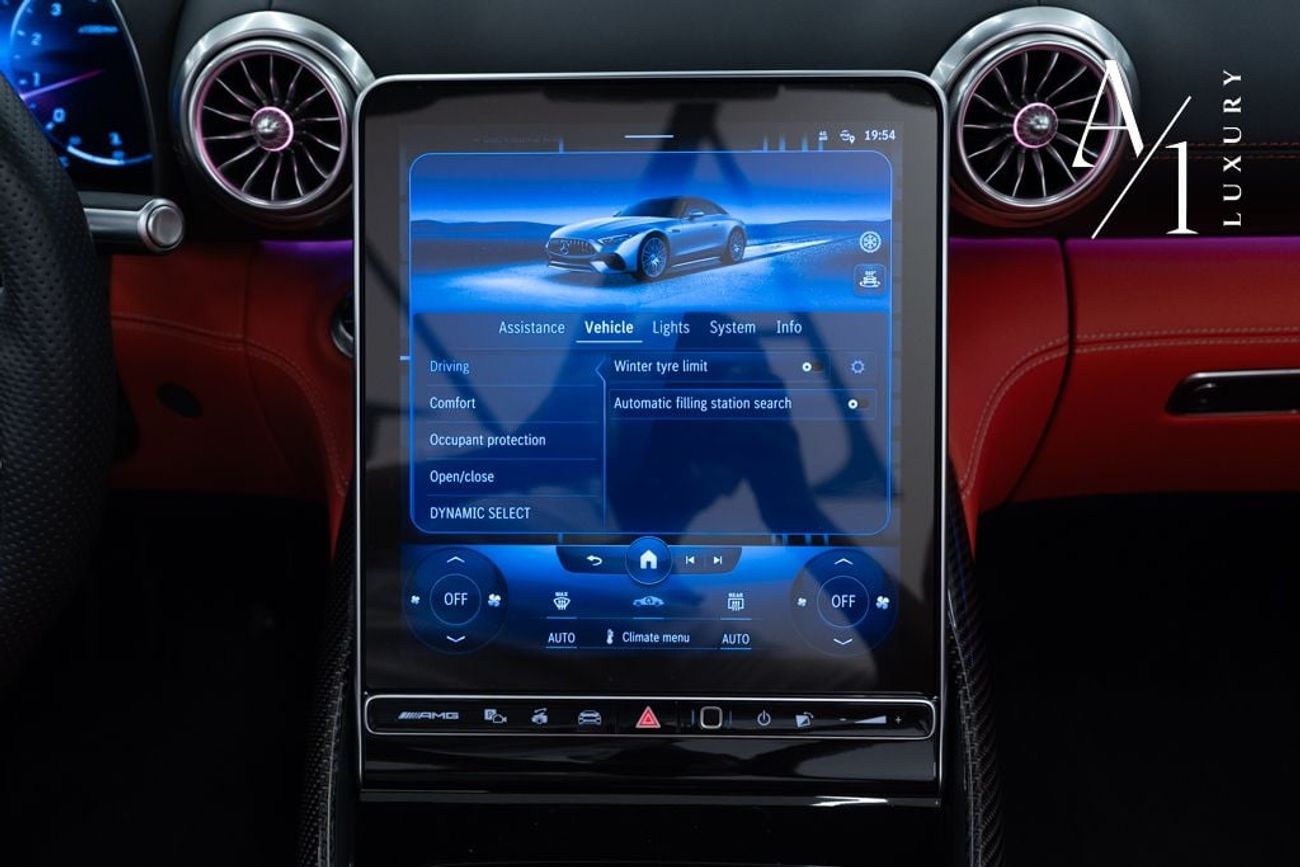 مرسيدس بنز SL 55 AMG Roadster 4Matic+ 2022 Mercedes Benz SL55 AMG 4MATIC+ Roadster, Mercedes Warranty + Service Pack, Ful