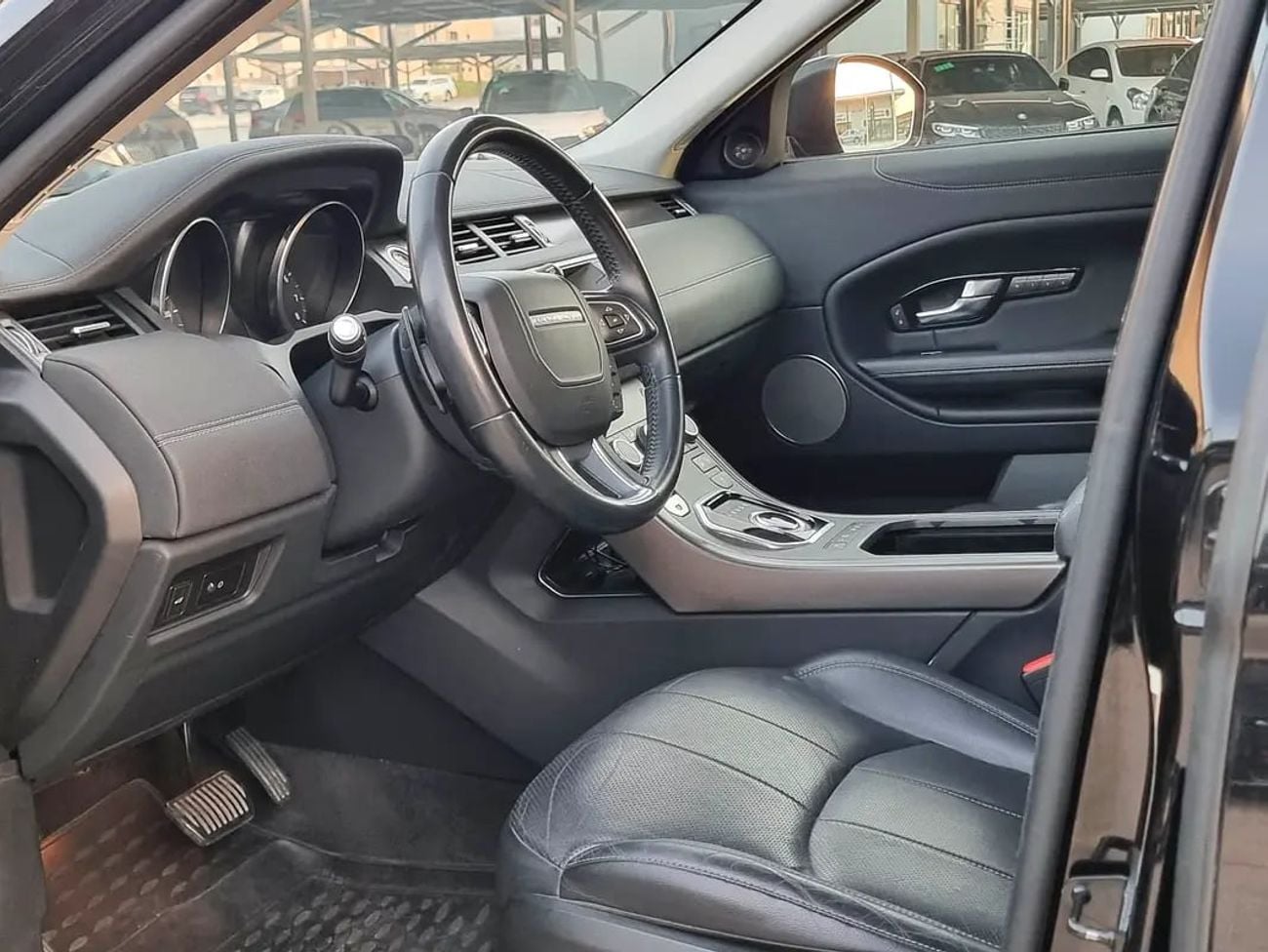Land Rover Range Rover Evoque SE - American Specs - Excellent Condition