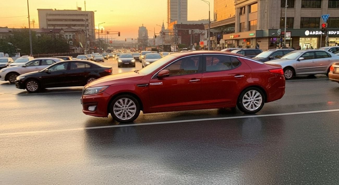 Kia Optima EX 2.4L (185 HP)