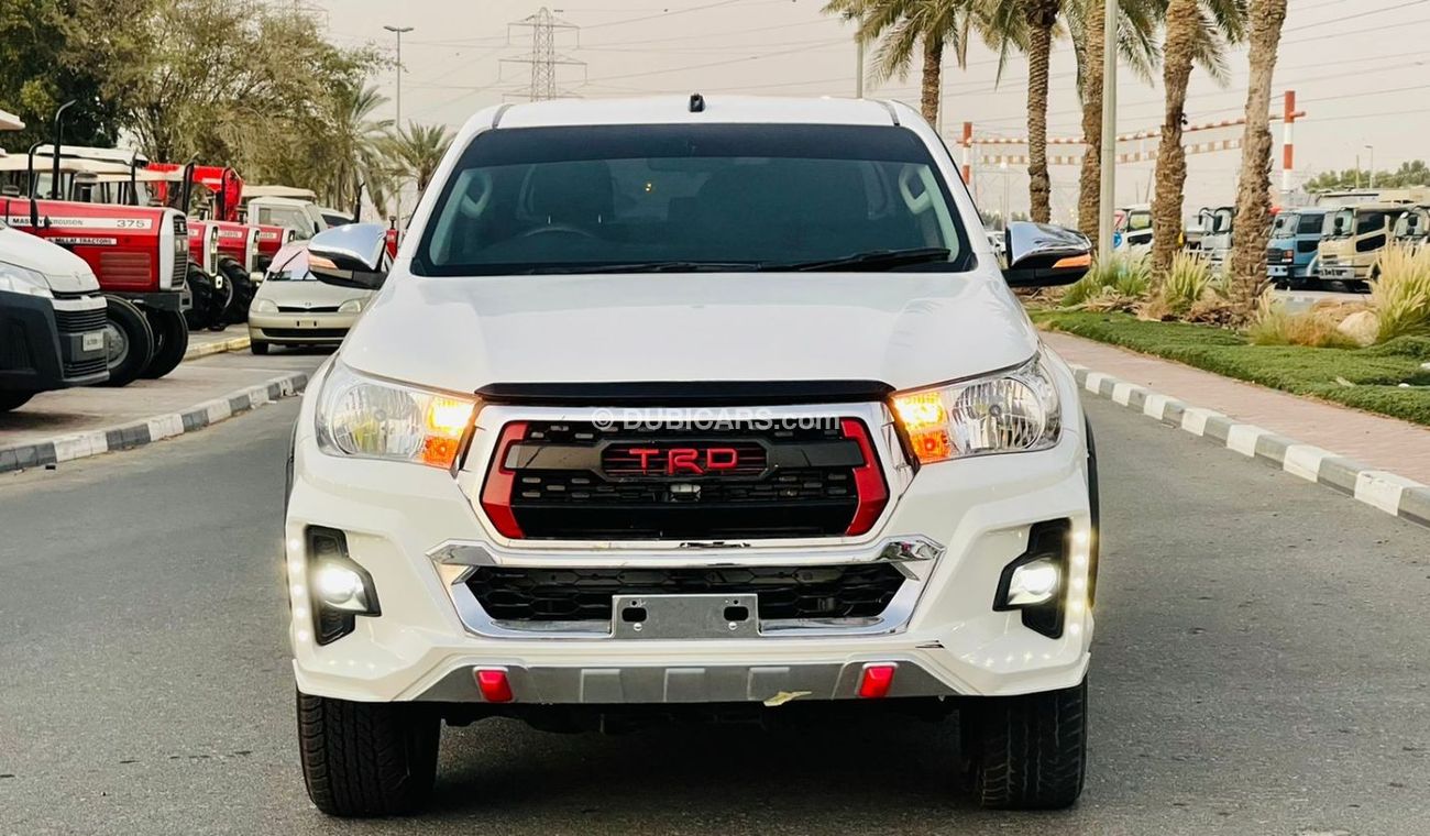 Toyota Hilux 2019 Manual TRD Sports Diesel White Premium Leather Seats Back Camera