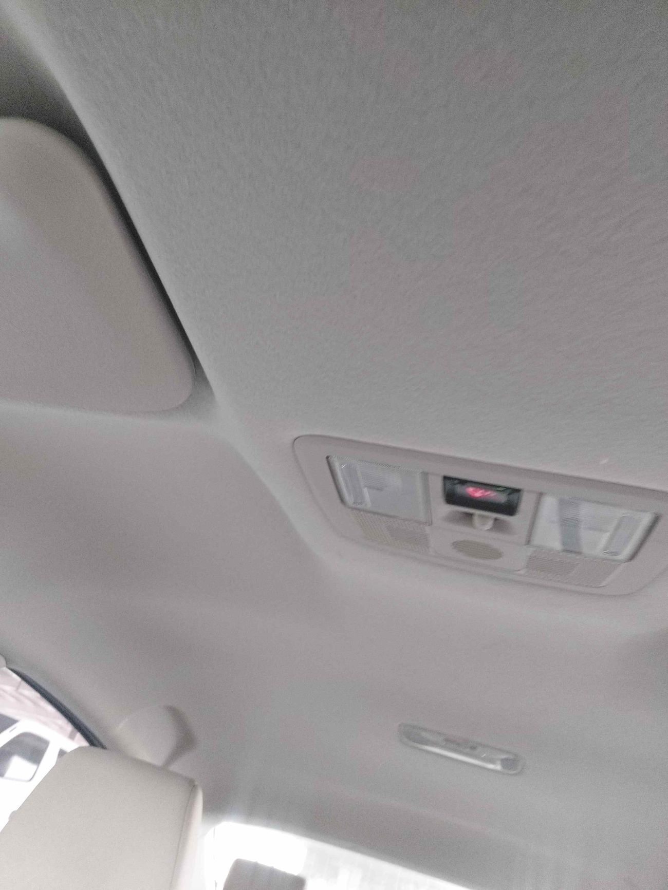 تويوتا يارس E 1.5 | بدون دفعة مقدمة | اختبار القيادة في المنزل