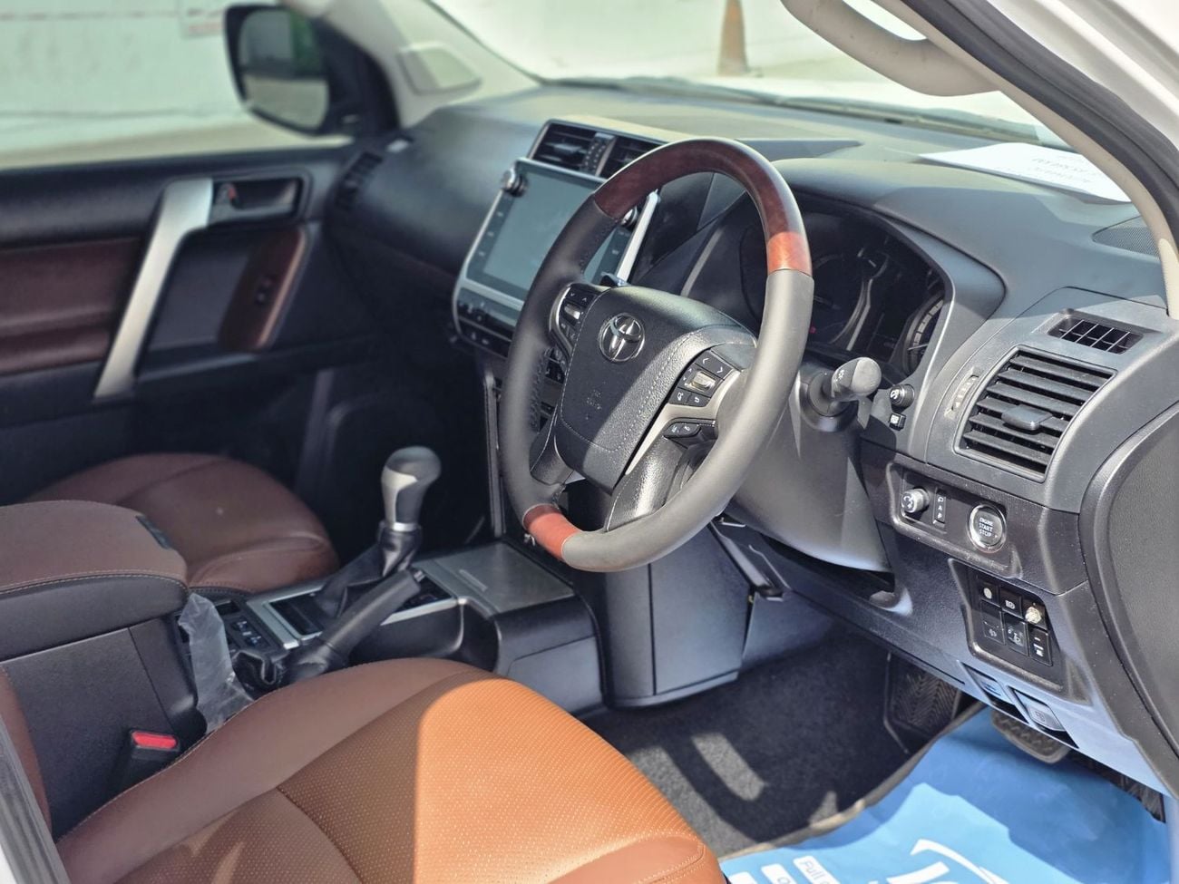 Toyota Prado TXL 2.8L 1GD-FTV Diesel Engine 360° Camera Australian specs 4WD Automatic Gear 7 Seats 5 Doors