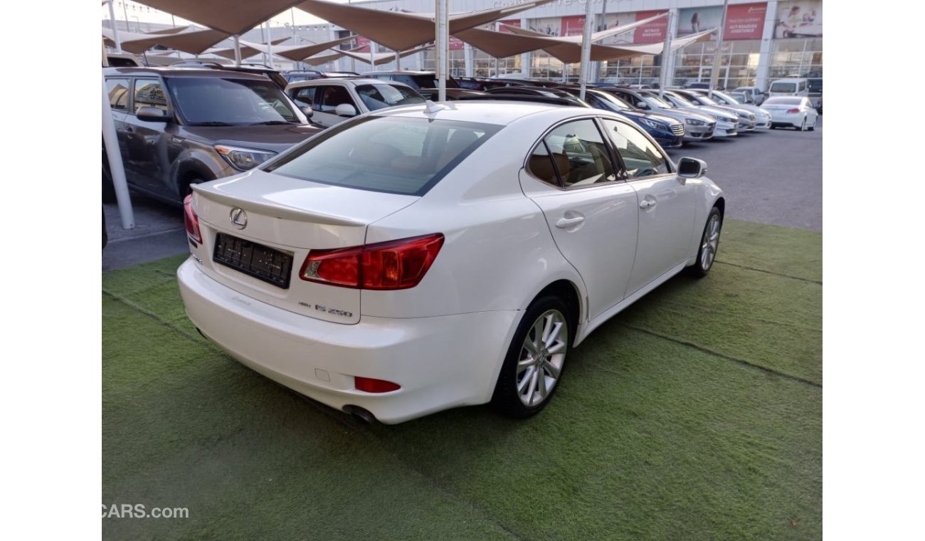 Lexus IS250 2010 model, leather hatch, cruise control, fog lights, rear spoiler, in excellent condition