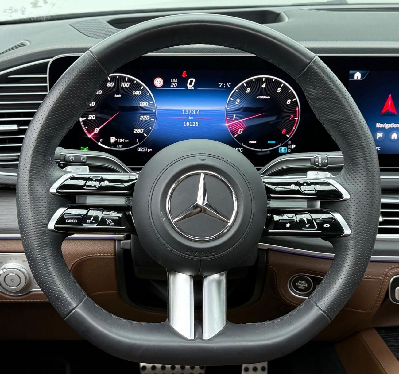 Mercedes-Benz GLS 450 2024 Mercedes-Benz GLS-450 4MATIC, Gargash Warranty + Service History, Gargash FSH, GCC