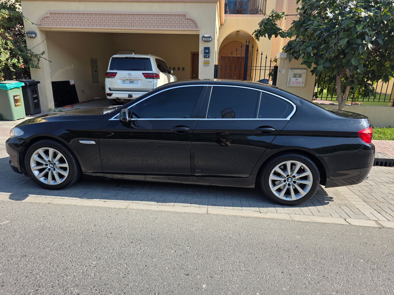 بي أم دبليو 520i