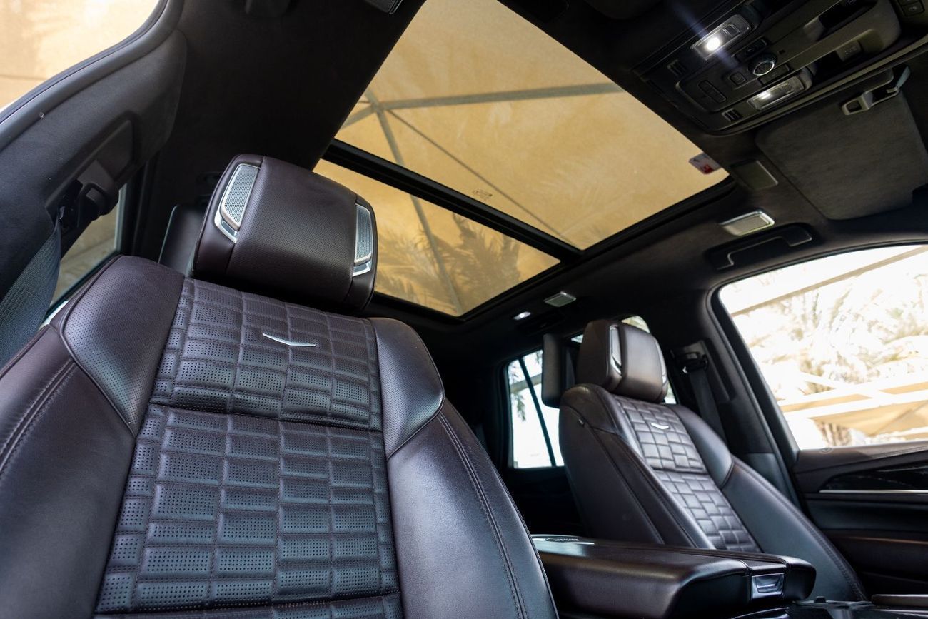 Cadillac Escalade Sport Platinum 6.2L 4WD