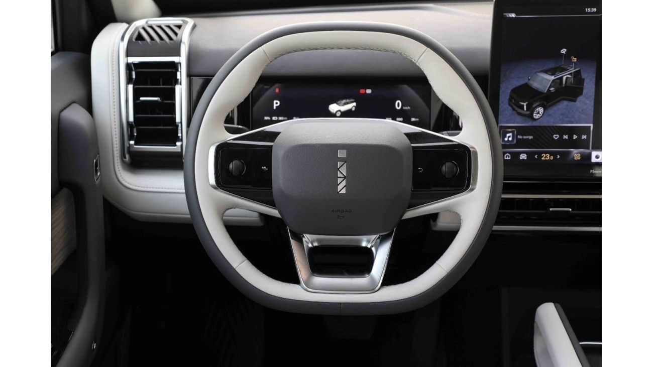 Chery iCar 03 2024 ICAR EQ3 V2 Long Range - Silver inside White | Export Only