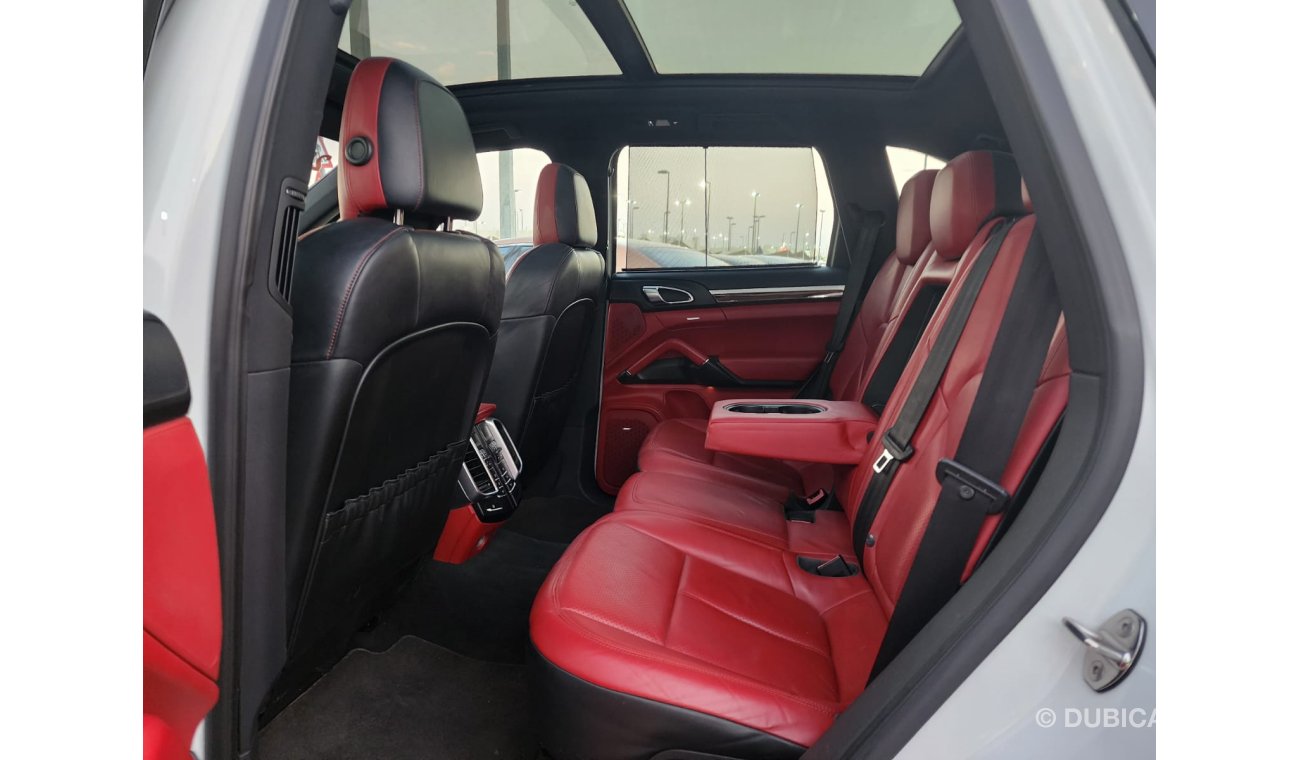 بورش كايان أس Porsche Cayenne S_Gcc_2014_Excellent_Condition _Full option