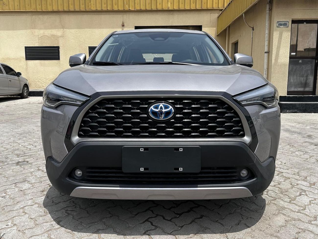 Toyota Corolla Cross TOYOTA COROLLA CROSS LUXURY EDITION 2025 (COLOR AVAILABILITY : WHITE, BLACK, GREY, SILVER)