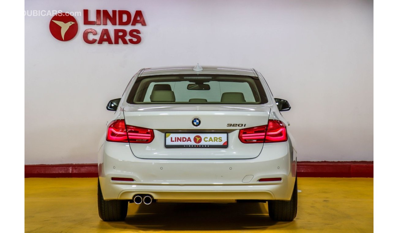 بي أم دبليو 320 BMW 320i 2018 GCC under Warranty with Zero Down-Payment.